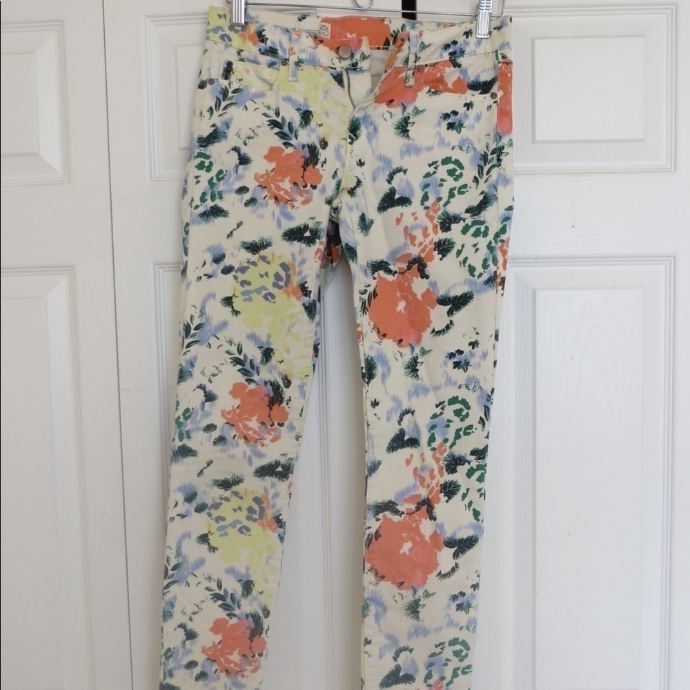 🔴CLEARANCE🔴 Size 25R Gap Floral Jeans